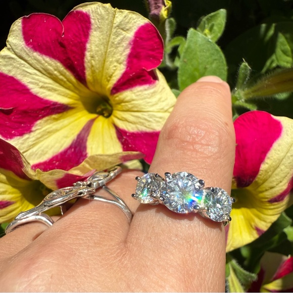 Moissanite Sterling Ring Triple 3 Stone 5 TOTAL CTW 2 CT center stone sz US 8.5 - Picture 5 of 17